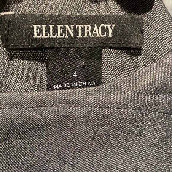 Ellen Tracy Grey Sleeves Pleated Dress Size 4 EUC - Picture 9 of 9